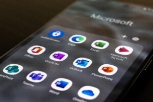 how to send large files using outlook